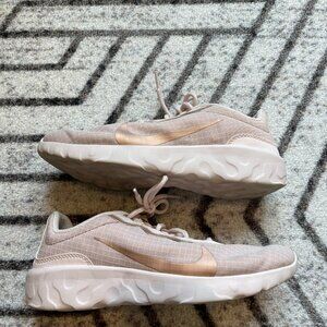 Nike Explore Strada Running Shoe SZ 8-1/2 Rose Gold